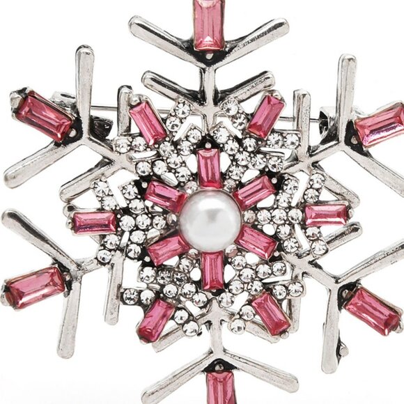 Snowflake Shaped Brooch - Picture 1 of 2